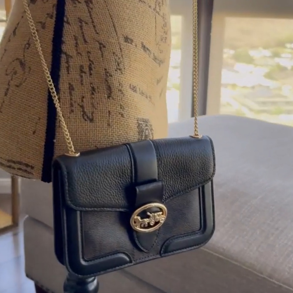 COACH AUTHENTIC Black and Brown Leather Shoulder Bag - Picture 12 of 13
